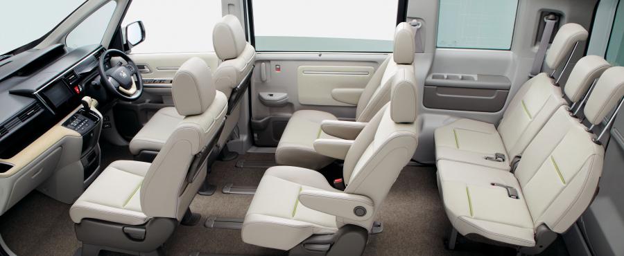  Honda StepWGN 2015 года  (фото 9 из 11)